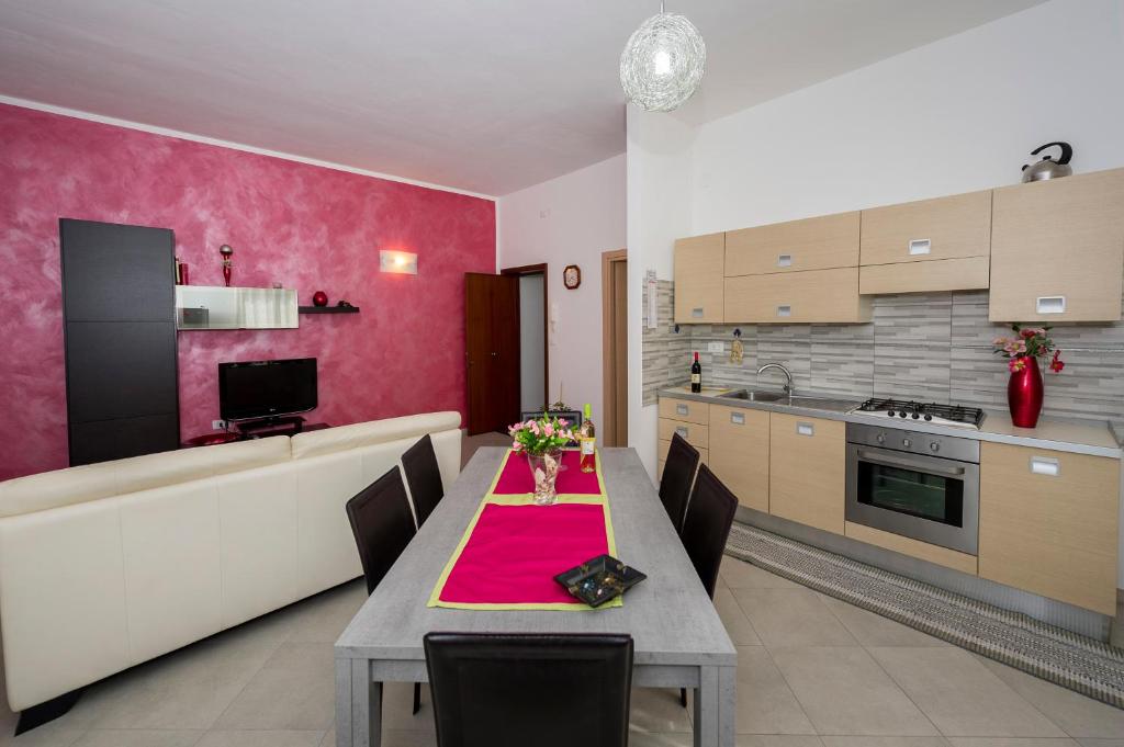 Appartamento Luminoso room 4
