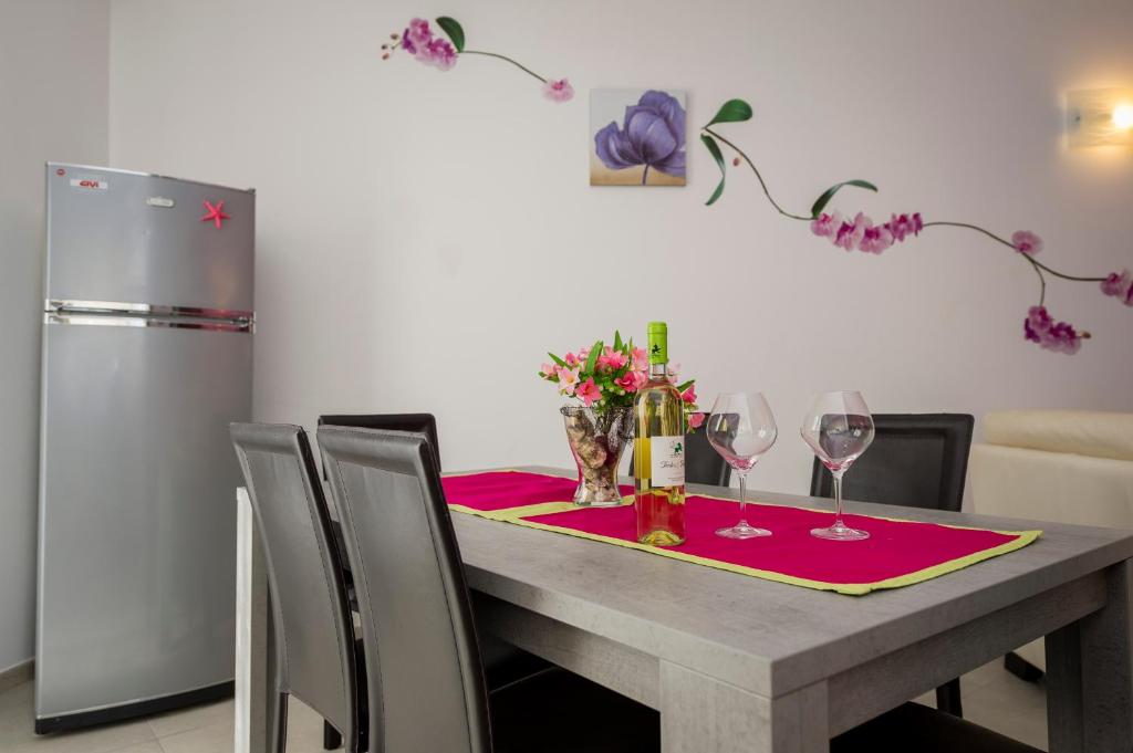 Appartamento Luminoso room 5