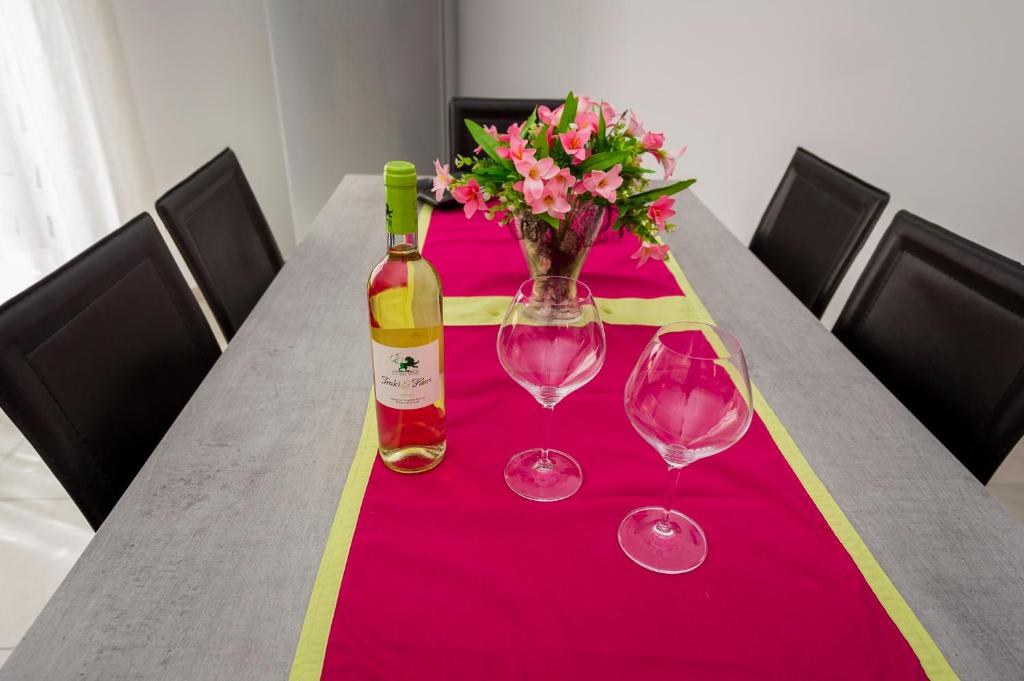 Appartamento Luminoso room 6